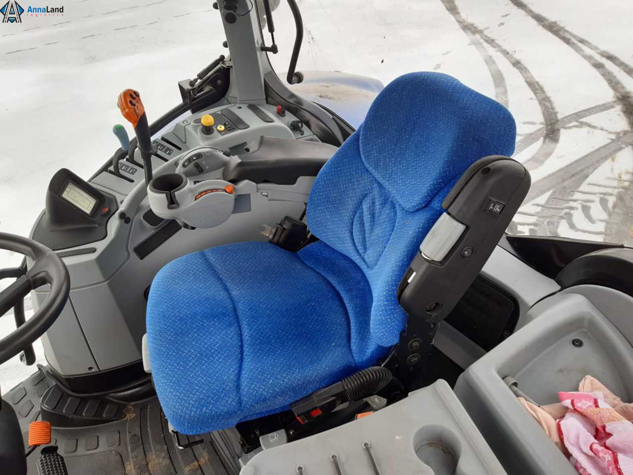 Трактор колісний New Holland T7060 - 11 - Annaland.com.ua.jpg Продаж бу сг техніки з Нідерландів